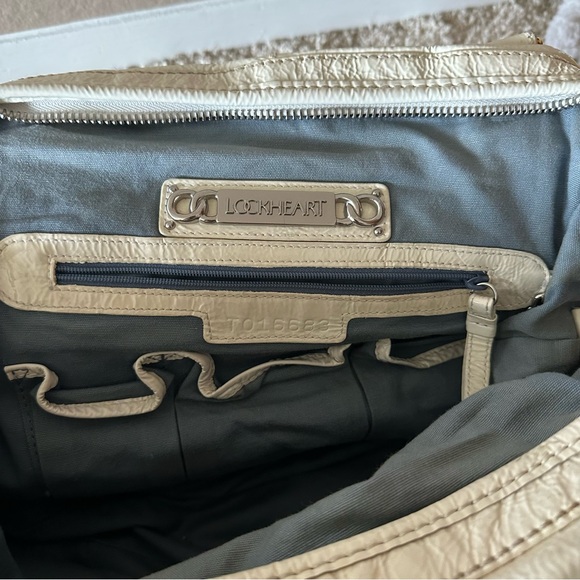 White Leather Lockheart Shoulder Bag - Picture 4 of 5